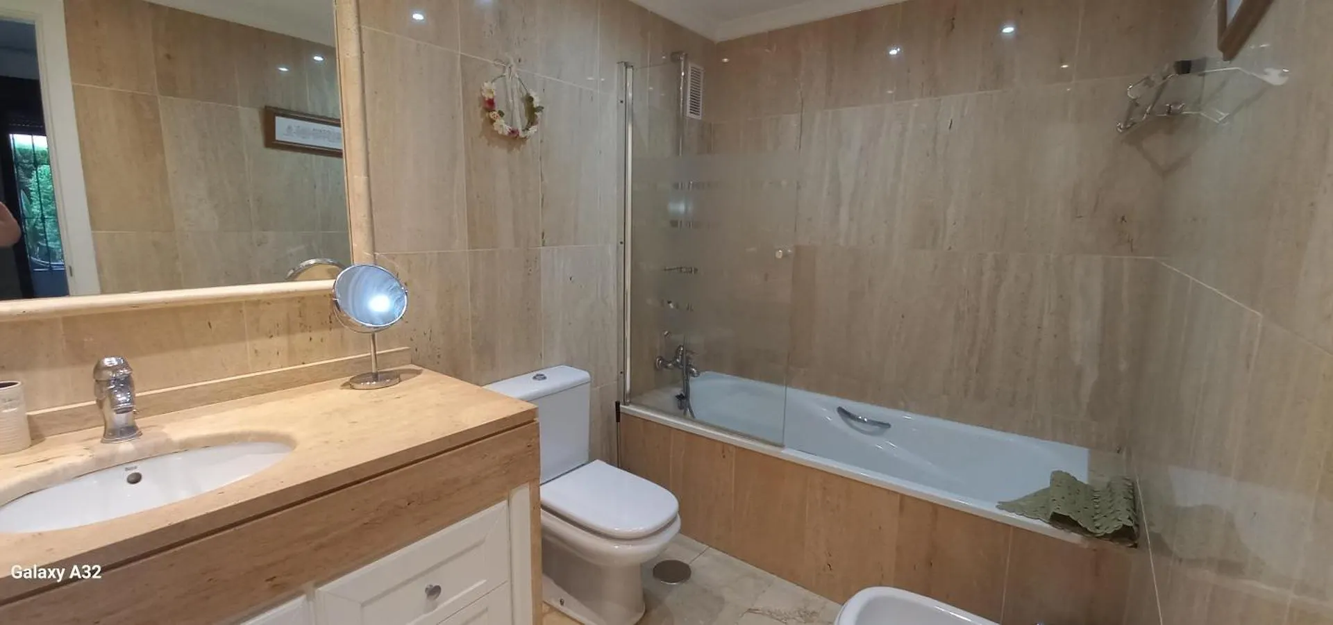 2 Bedroom Apartment Walking Distance To The Beach In La Cala De Mijas