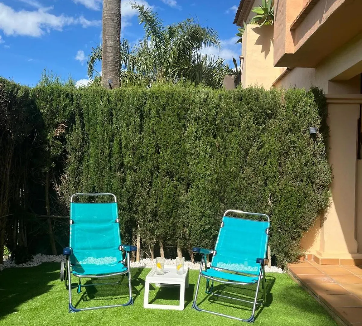 2 Bedroom Apartment Walking Distance To The Beach In La Cala De Mijas